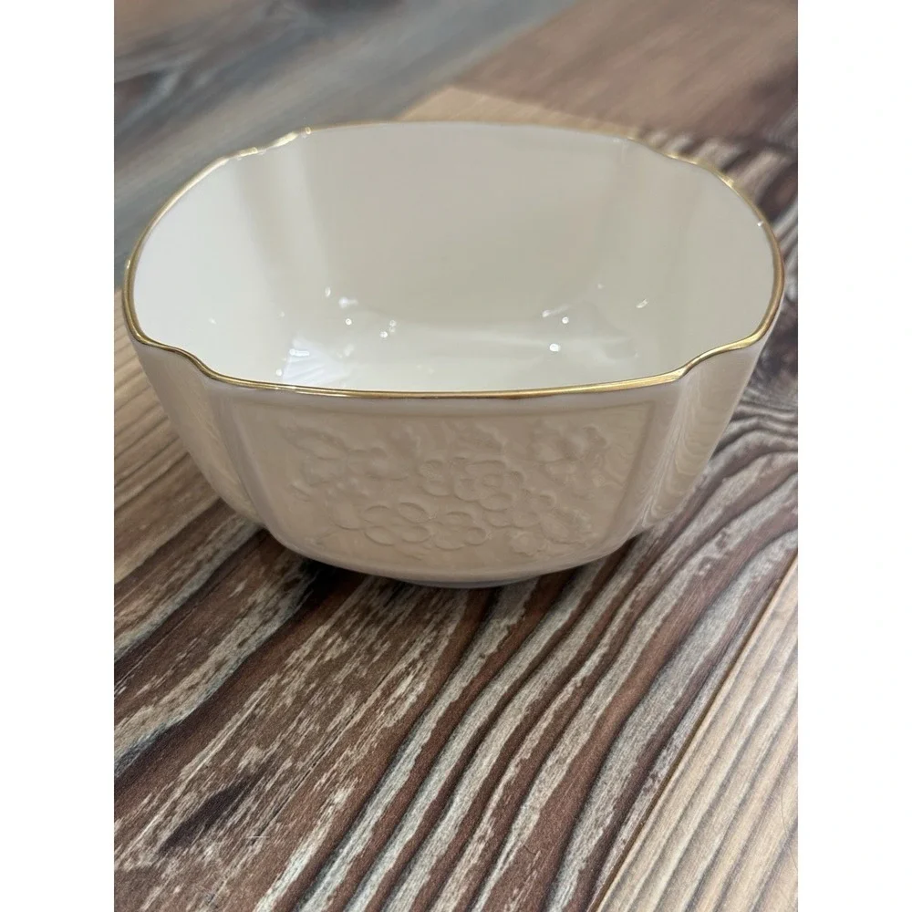 LENOX Ivory Floral 4 5/8